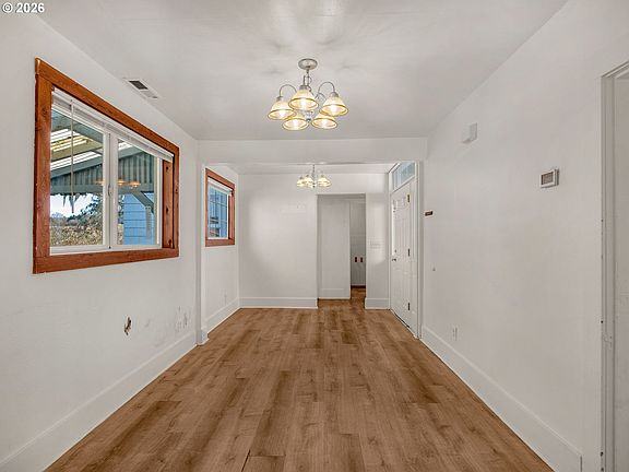 5th image of 92303 Willow Rd