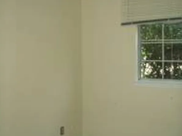 3901 Golf Tee Ct #321, Fairfax, VA 22033
