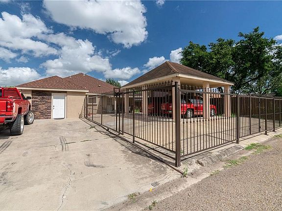 2nd image of 2208 Carla Marie Way