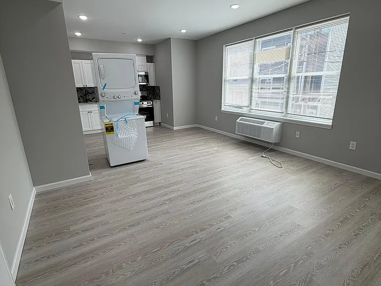 59 Pearl St #205 — Photo 5
