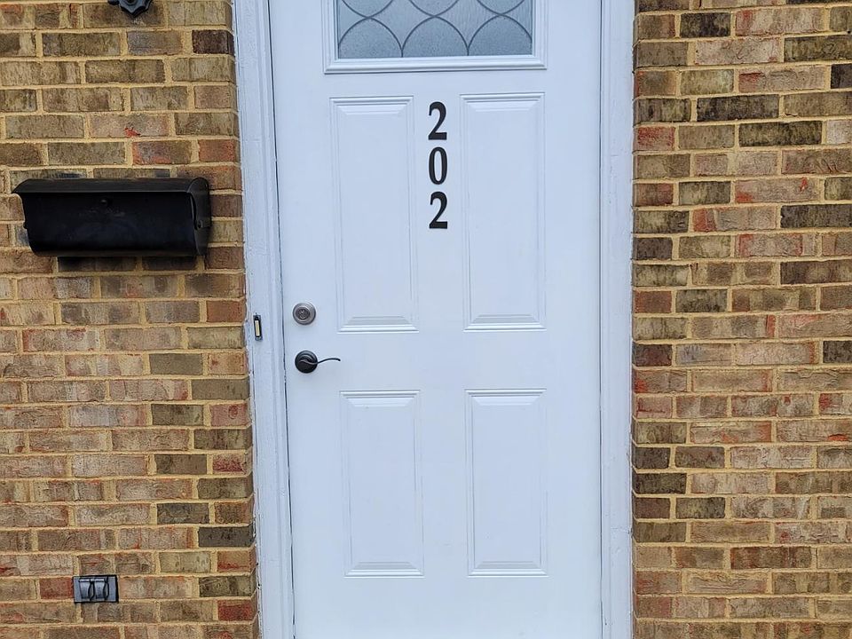 1st image of 1203 Hilltop Dr #202