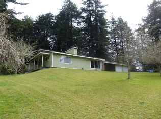 7963 Valley Dr, Eureka, CA 95503