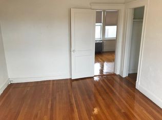 1171 Boylston St APT 35V, Boston, MA 02215