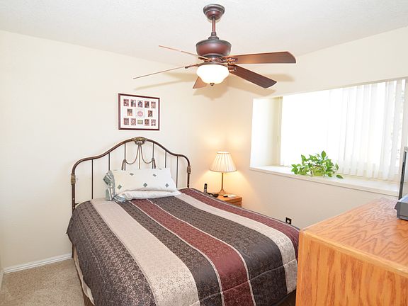 5th image of 14144 Peachtree Ln