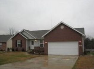 10 Summit Trail Ct, Collinsville, IL
