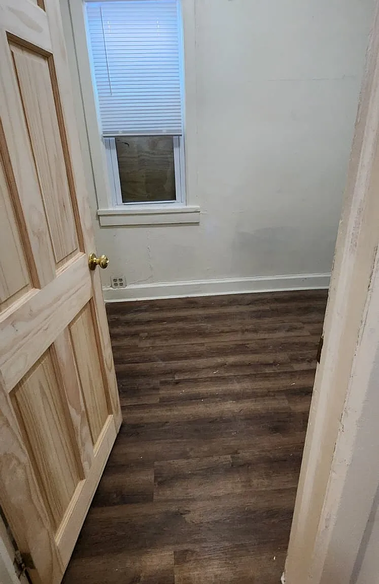 Studio, $1,000 — Photo 3