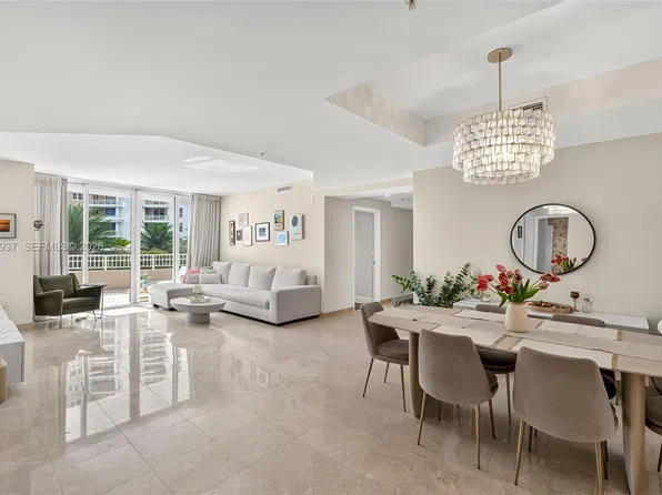 801 Brickell Key Blvd, Miami, FL
