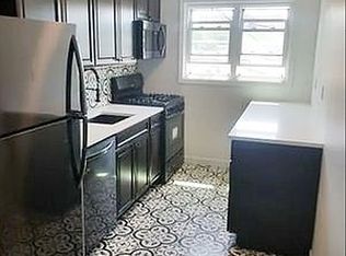 20-65 21st St UNIT 3, Astoria, NY 11105