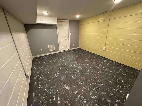5th image of 520 E Garfield Ave #B