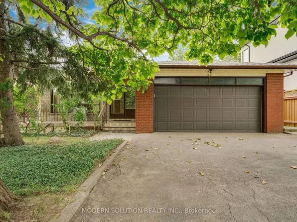 114 Elmcrest Rd, Toronto, ON M9C 3R9