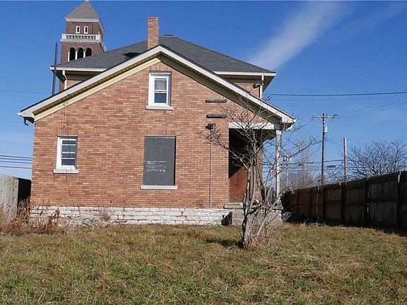4th image of this home
