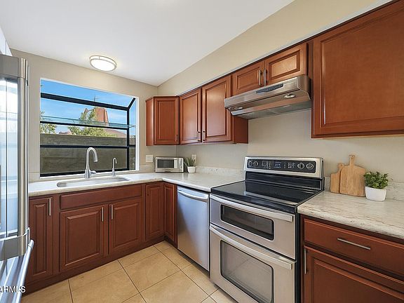 5th image of 3309 N 70TH Street #102