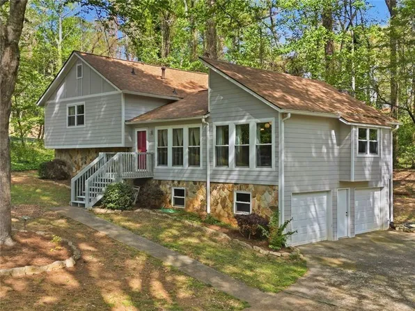 5024 Gunners Run NE, Roswell, GA 30075
