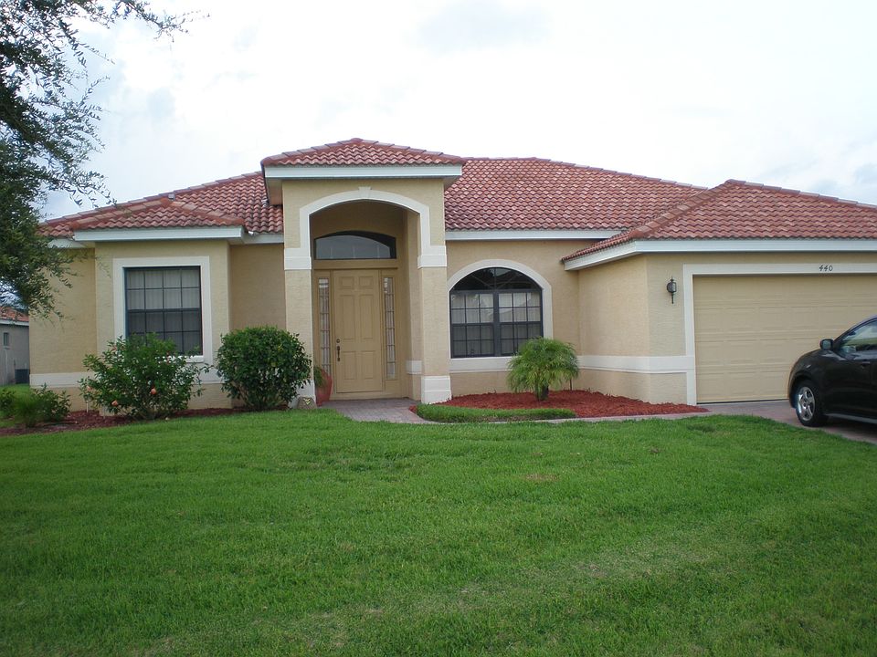 1st image of 440 Caraway Dr