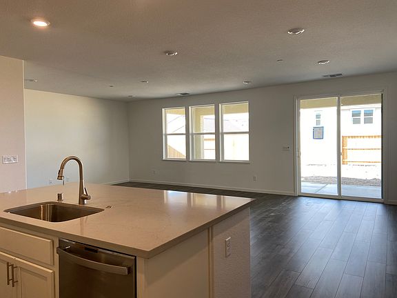 2nd image of 504 Cabrillo Ct