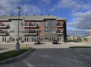 2370 Tenth Line Rd #302, Ottawa, ON K4A1C4