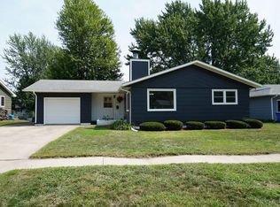207 Central Ave, Charles City, IA 50616