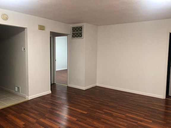 3rd image of 495 Naughton Ave Fl 1