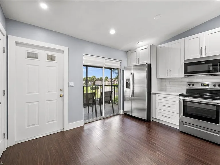 3504 Antarctic Cir S — Photo 6
