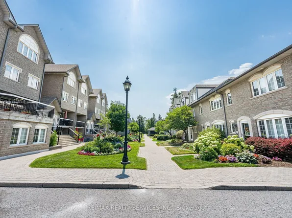 1995 Royal Rd #136, Pickering, ON L1V 6V9