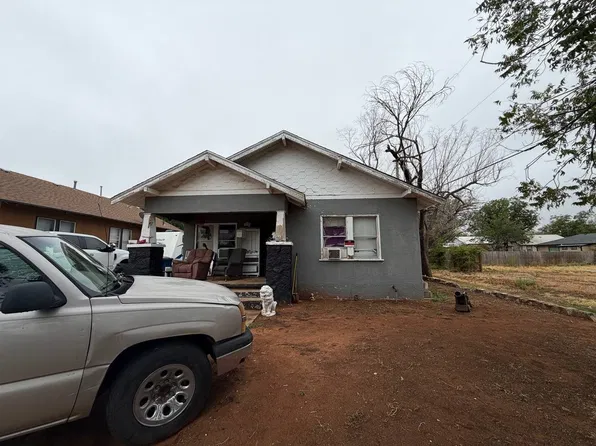 406 E 12th St, Sweetwater, TX 79556