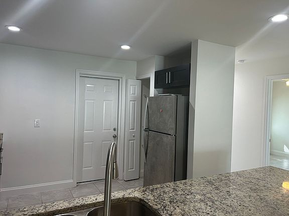 5th image of 8501-8503 Agate St