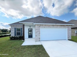 110 Hatfield Dr, Duson, LA 70529