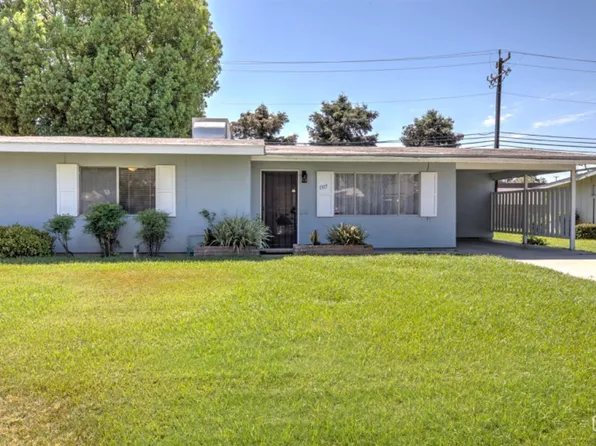 1317 Yorba Linda St, Bakersfield, CA 93309