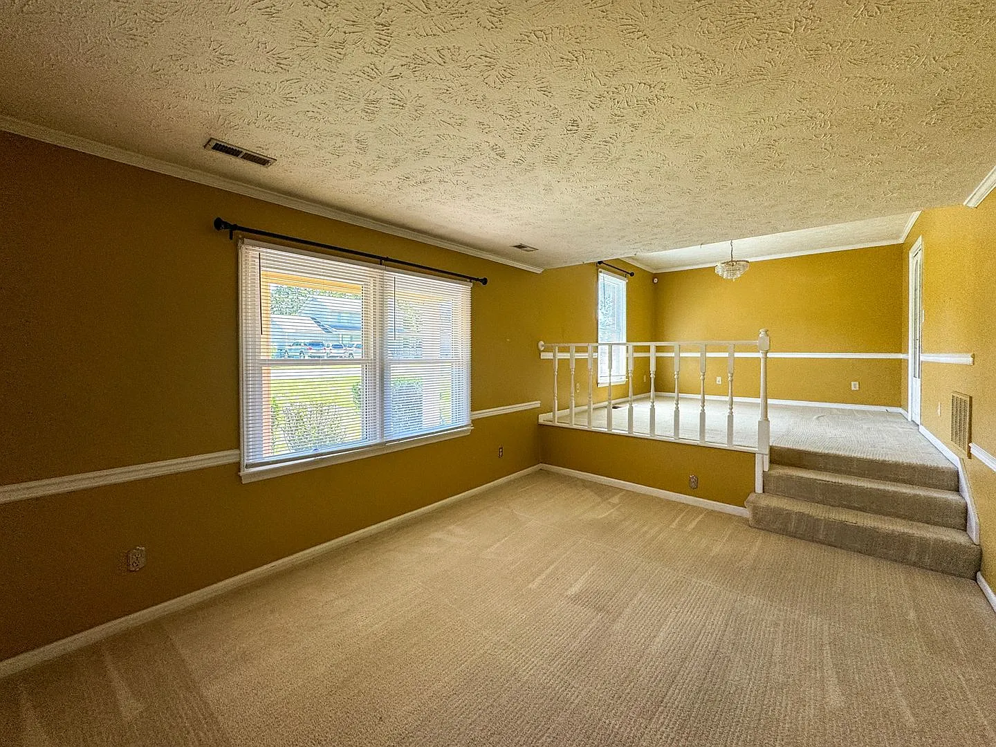 Charming 3 Bed 2.5 Bath Fayetteville Home — Photo 3