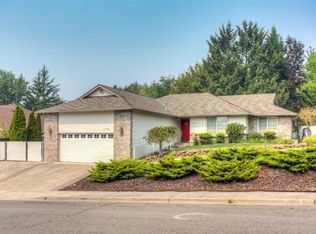 1535 Cypress Point Dr, Medford, OR
