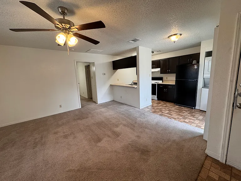 Unit 122 ... This unit is move in ready call now and let's make a deal!