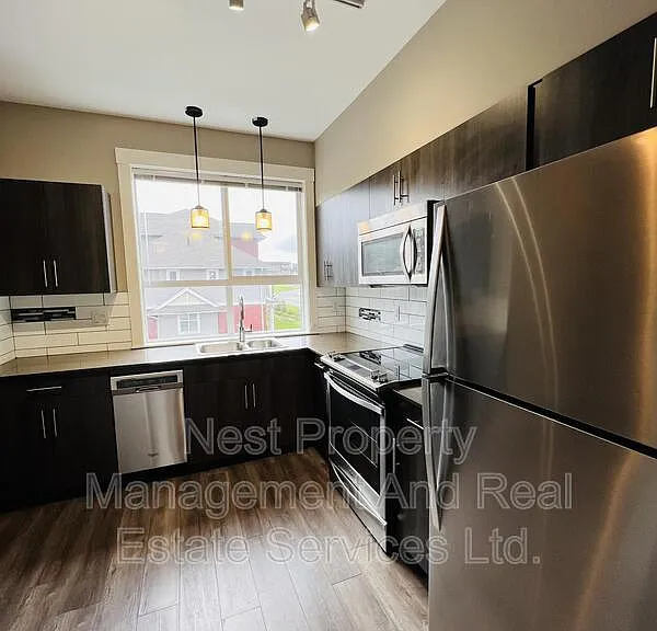 110 Baxter Ave #504 — Photo 2