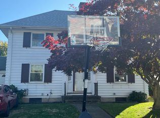 51 Paine Ave, Cranston, RI 02910