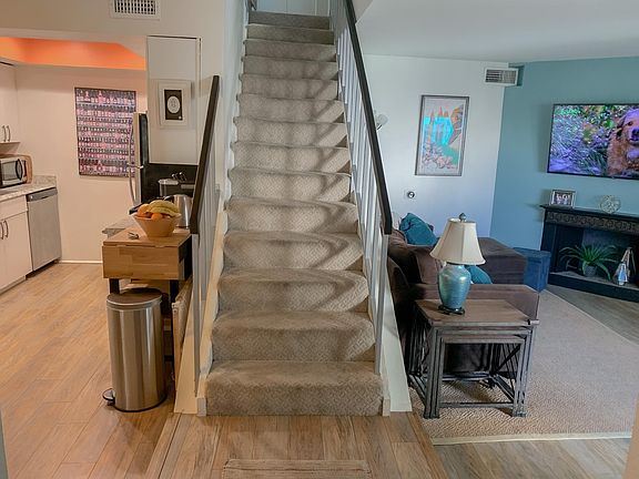 5th image of 18411 Hatteras St Unit 218