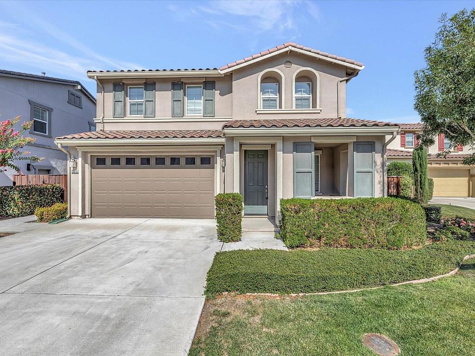 1st image of 19610 Annatto Ln