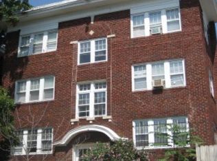 4047 Walnut St APT 109, Kansas City, MO 64111