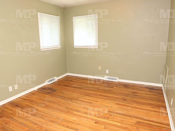 5th image of 1024 N Taft Hill Rd