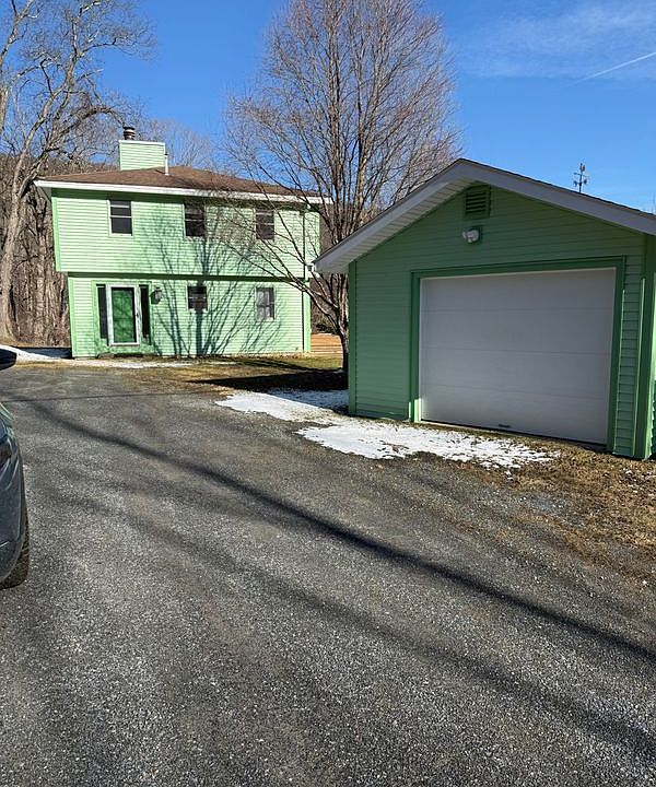 1st image of 2509 Skiparee Rd