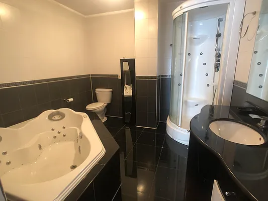 Rented by Highline Residential | media 20