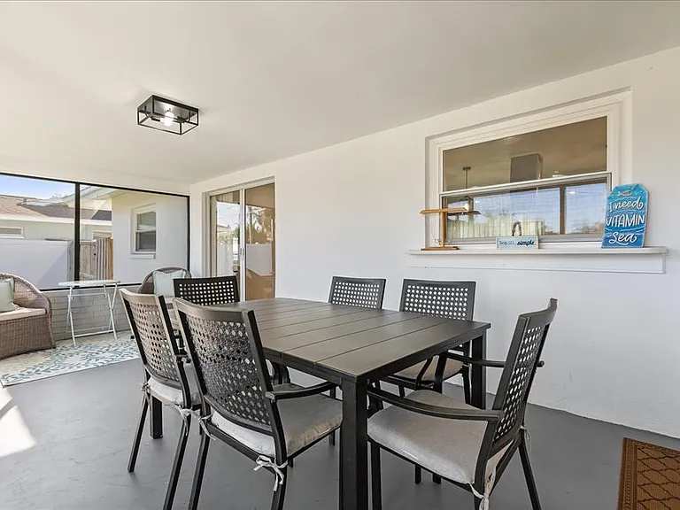 13923 Brewster Dr — Photo 20