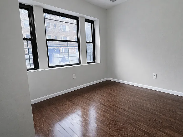 74 Lenox Ave — Photo 4