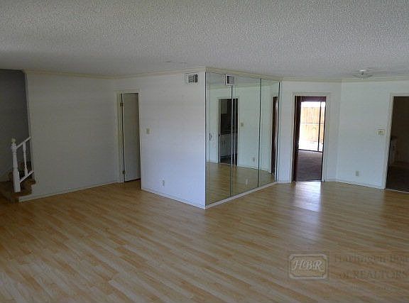 3rd image of 1720 Palm Valley Dr W