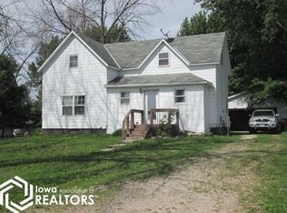 1695 Taft Ave, Klemme, IA 50449