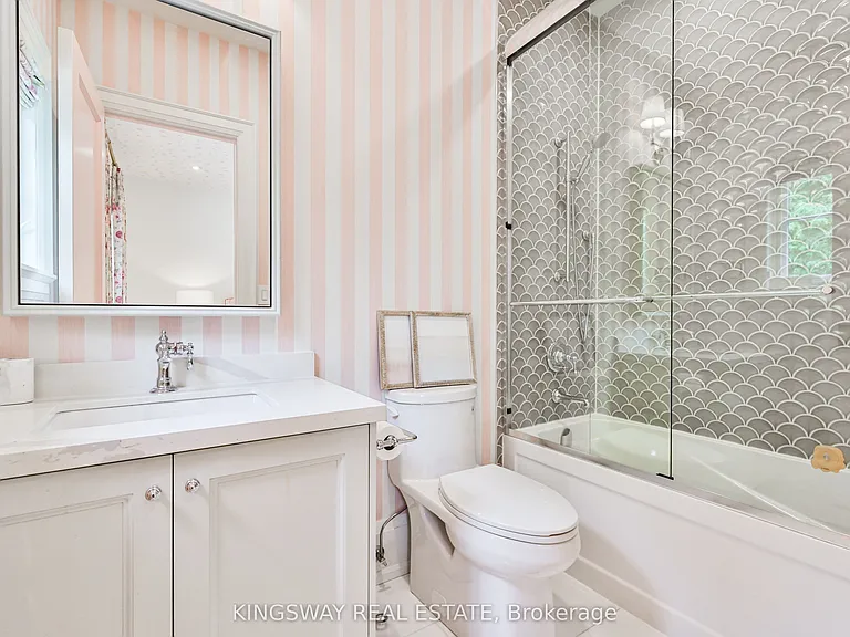 993 Albertson Cres — Photo 29