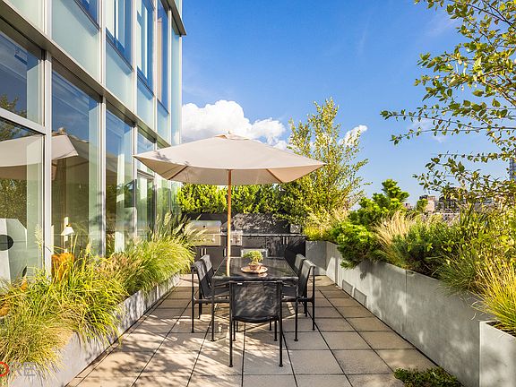 4th image of 48 Bond St APT 9