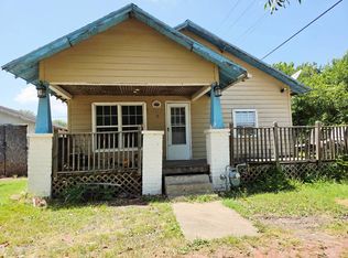 308 S Willow St, Coffeyville, KS 67337