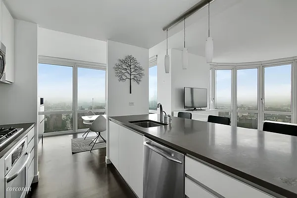 Rented by Corcoran | media 14