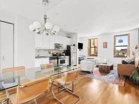 122 West St, Brooklyn, NY