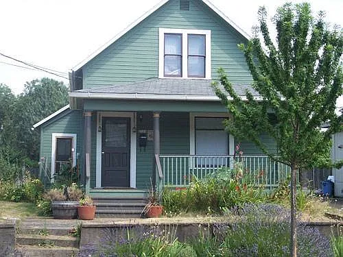 3324 SE 13th Ave