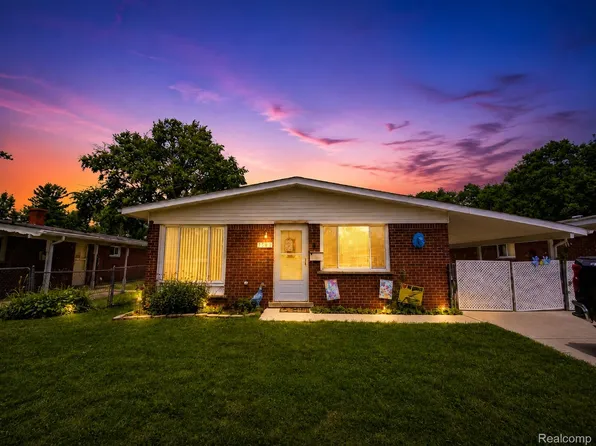 7541 Harrison St, Westland, MI 48185